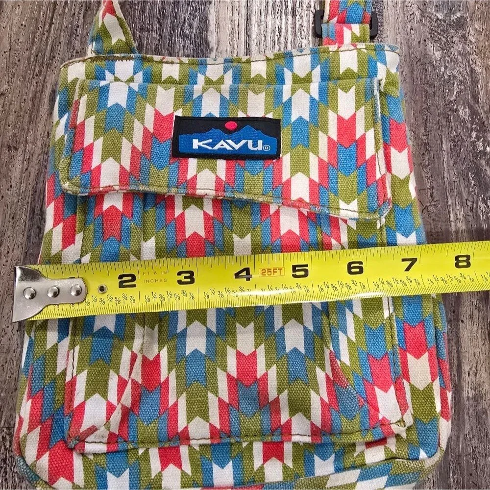 KAVU Keeper Small Crossbody Purse Canvas Geometric Print Bag w/Adjustable Strap